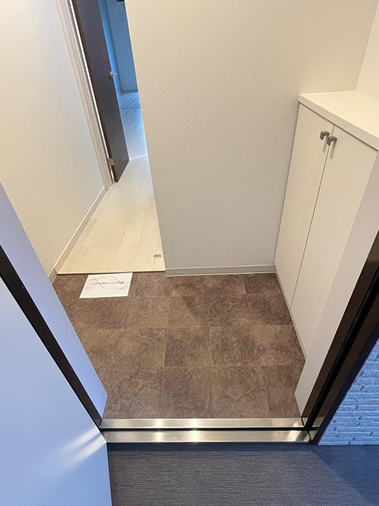 玄関　※同建物内別部屋