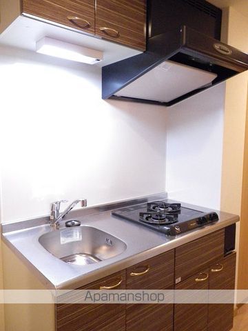 ルーブル駒沢大学参番館のキッチン写真