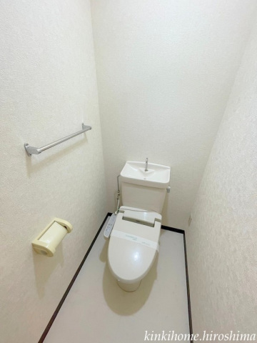 トイレ　写真は別のお部屋です。※現況を優先