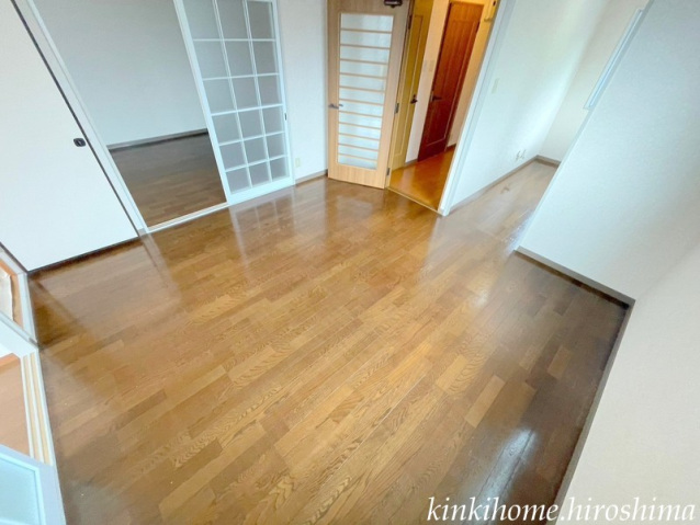 居室・リビング　写真は別のお部屋です。※現況を優先