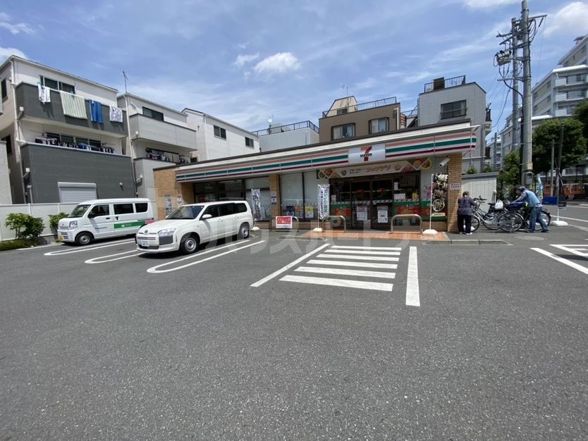 コンビニ　セブンイレブン中板橋南店（コンビニ）まで180m