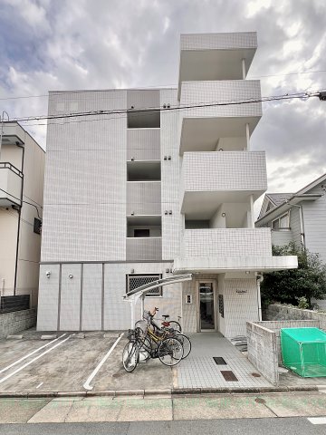 カーササクラ2番館の外観写真