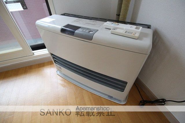 地下鉄南北線 麻生駅 徒歩12分 4階建 築34年のトイレ写真