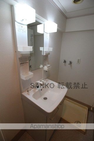 地下鉄南北線 麻生駅 徒歩12分 4階建 築34年の内装写真