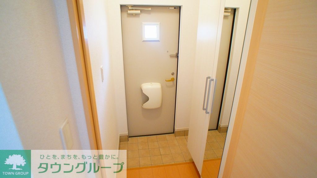 ブリッサBの玄関写真