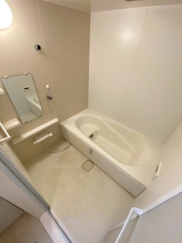 千葉都市モノレール 桜木駅 徒歩8分 2階建 築6年の風呂写真