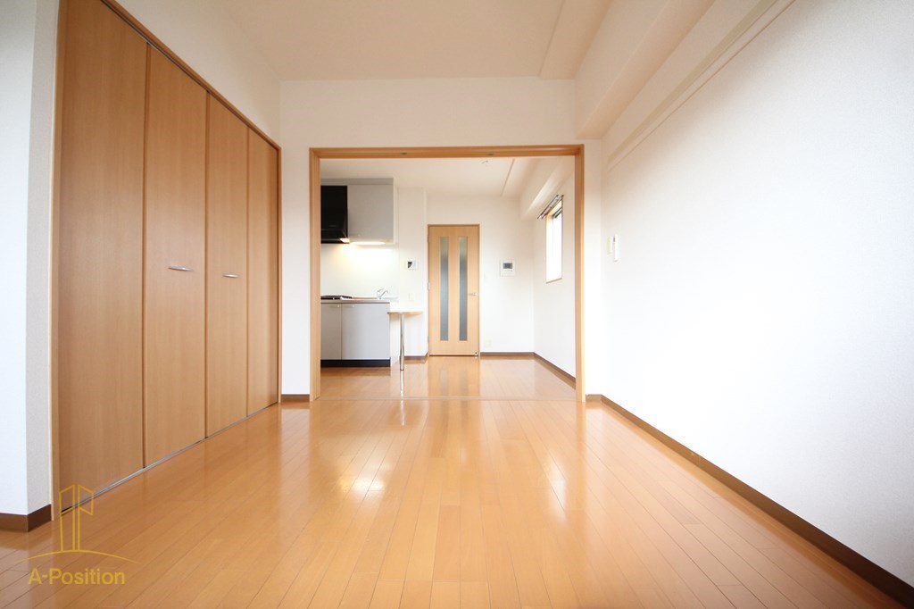ブランクレール谷町の居間写真