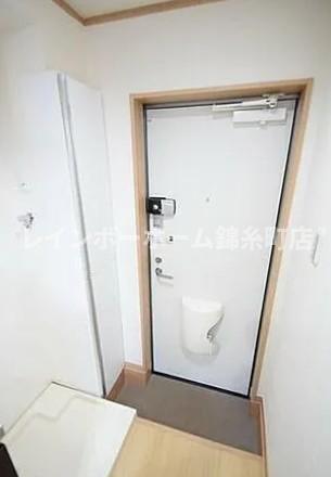 玄関　※別部屋参照写真となります。
