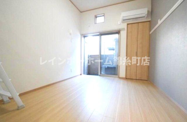 居室・リビング　※別部屋参照写真となります。