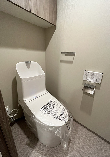 トイレ　※写真は同タイプ住戸です。