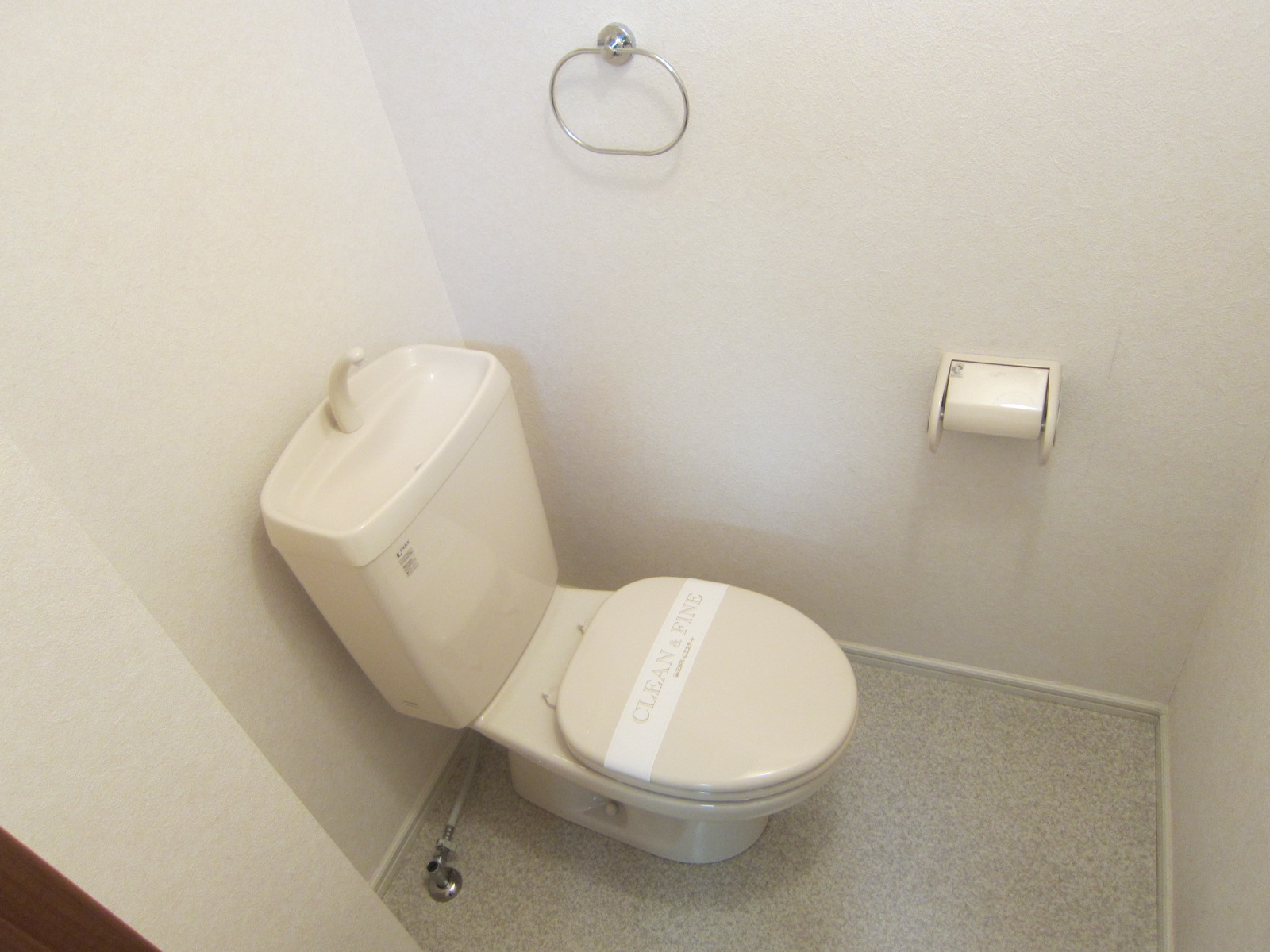 トイレ　温水洗浄機能付きトイレへ変更