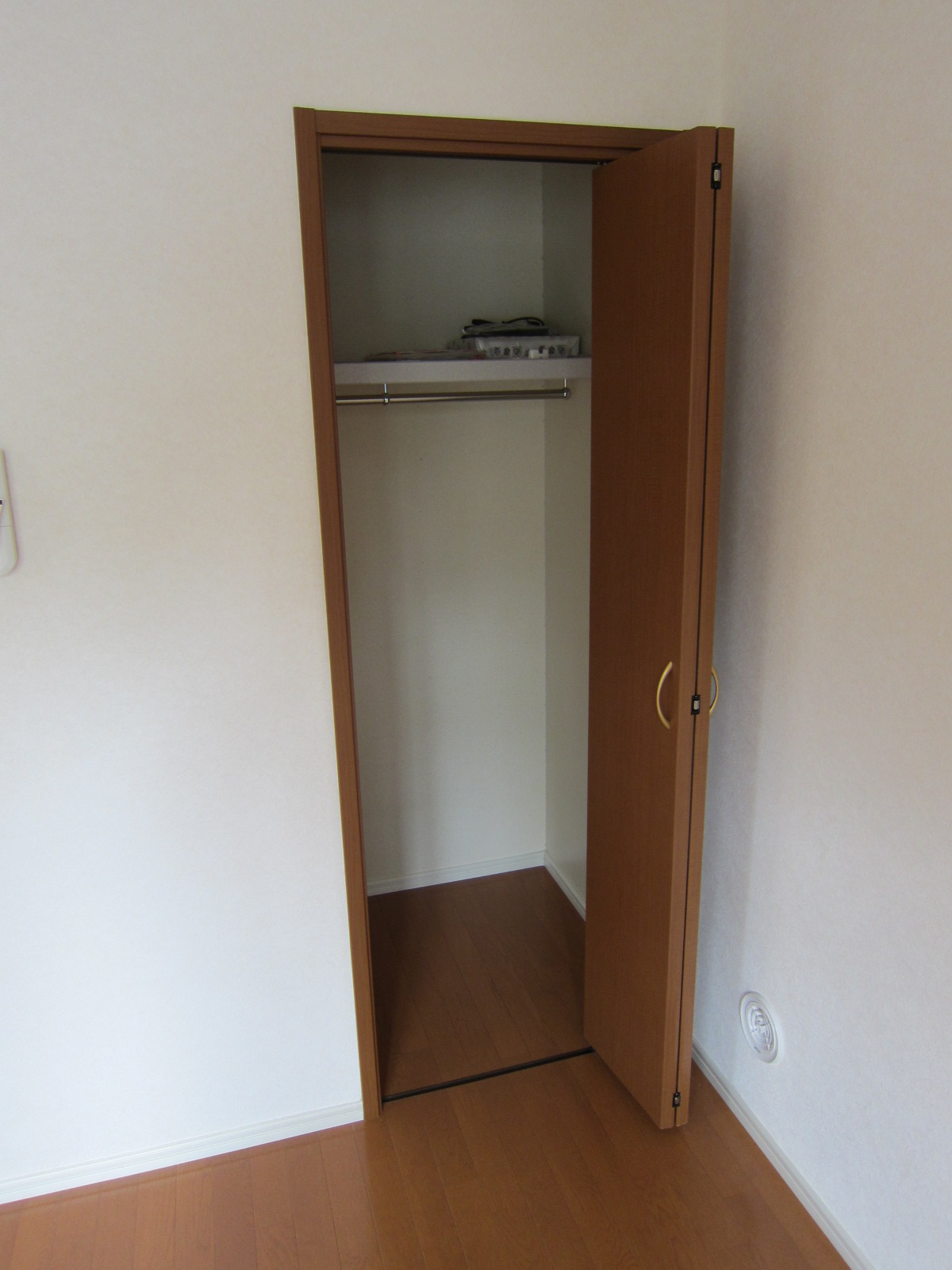 収納　洋室クローゼット