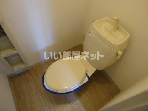 【姫路市網干区北新在家のアパートのトイレ】