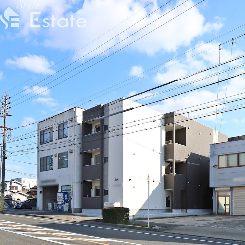 名古屋市中川区中島新町のアパートの建物外観