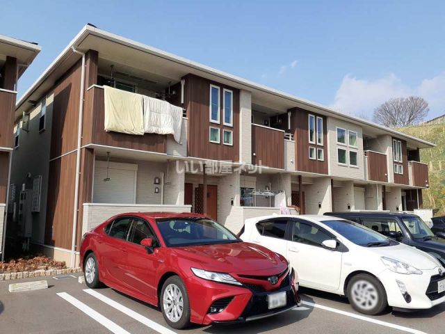 兵庫県神戸市北区緑町３の賃貸アパートの外観