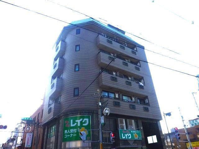 東大阪市小阪本町のマンションの建物外観