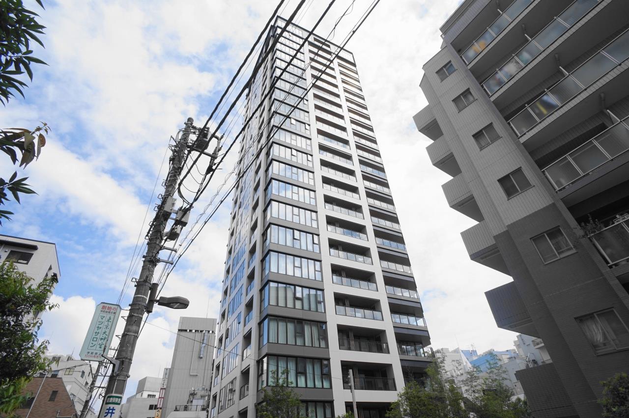 アルビオ・ザ・タワー千代田飯田橋の建物外観