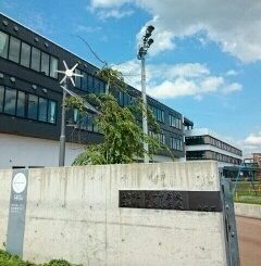 【サン・リヴァーＡの小学校】