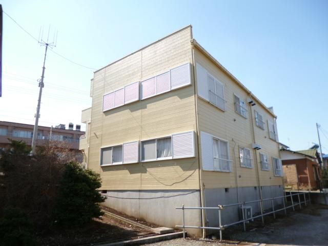 【町田市金井のアパートの建物外観】