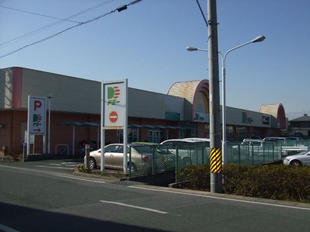 中学校　豊橋市立吉田方中学校（中学校）まで2566m