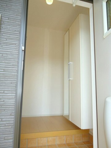 玄関　ゆったりとした玄関です