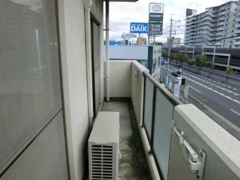 　バルコニー　バルコニー
