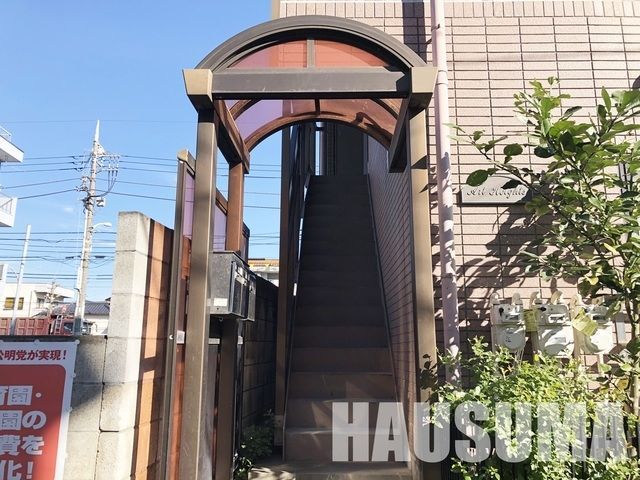 エントランス　エントランス