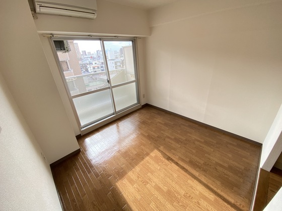 居室・リビング　※別部屋の写真です