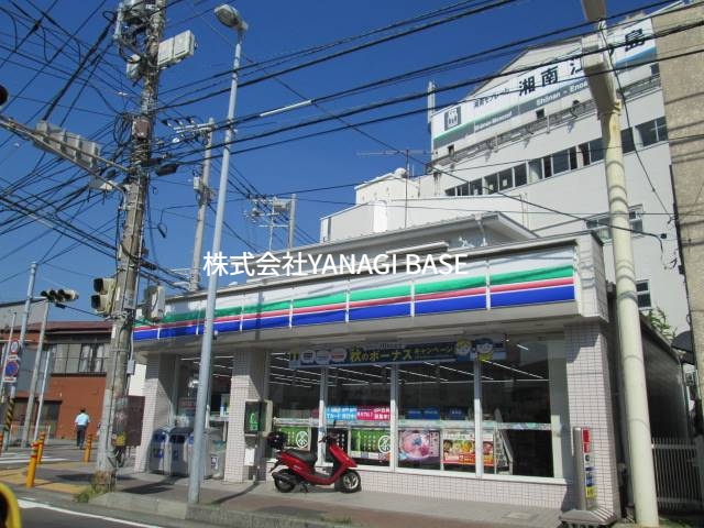 コンビニ　スリーエフ 湘南江の島駅前店（コンビニ）まで322m