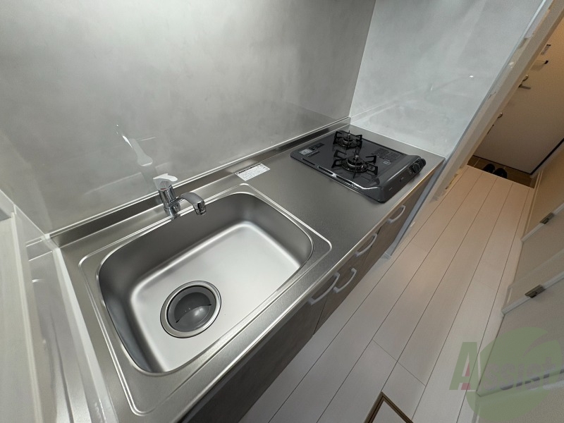 キッチン　キッチンには作業場もあります。料理も捗りますね。