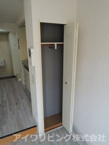 収納　【ジュネス桜ヶ丘】