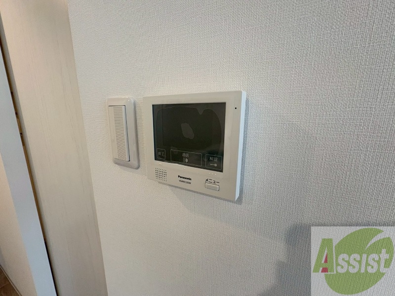 セキュリティ　モニタ付インターホンでセキュリティ面も安心です。