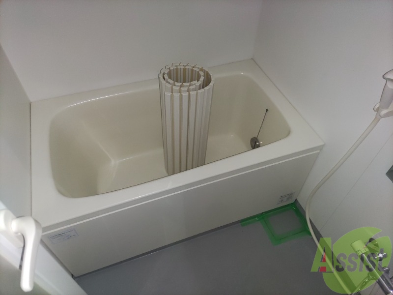 バス・シャワールーム　浴室は綺麗で追い焚きも付いて気持ちよくお過ごしいただけます。