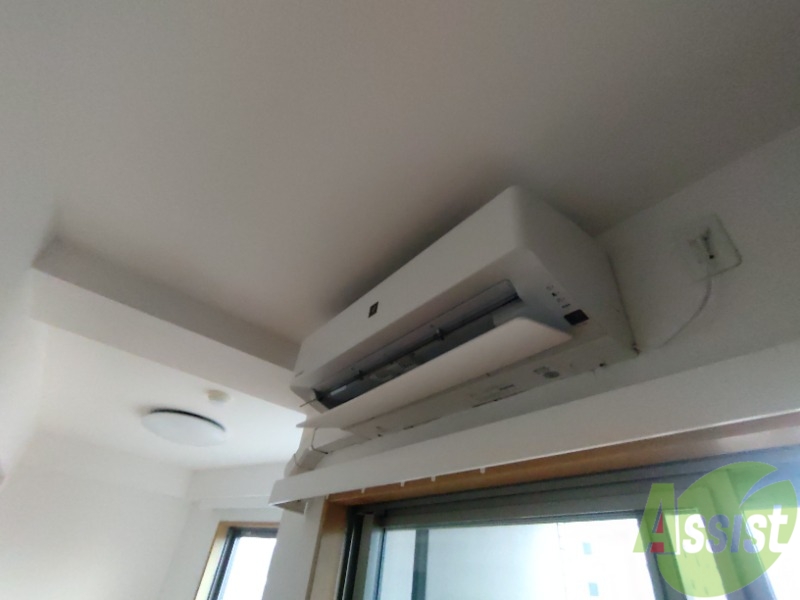 その他設備　リビングのエアコンで暑い日も寒い日も快適に過ごせます