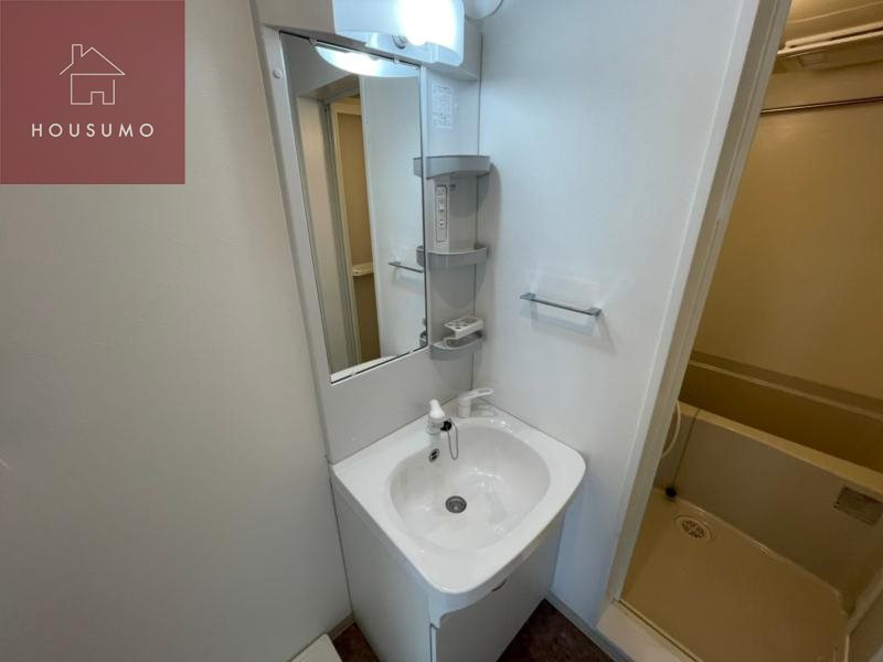 洗面設備　朝の身支度には欠かせない独立洗面化粧台