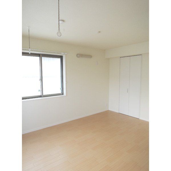 居室・リビング　物件画像