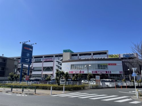 ショッピングセンター　アメリア稲城ショッピングセンター（ショッピングセンター）まで439m