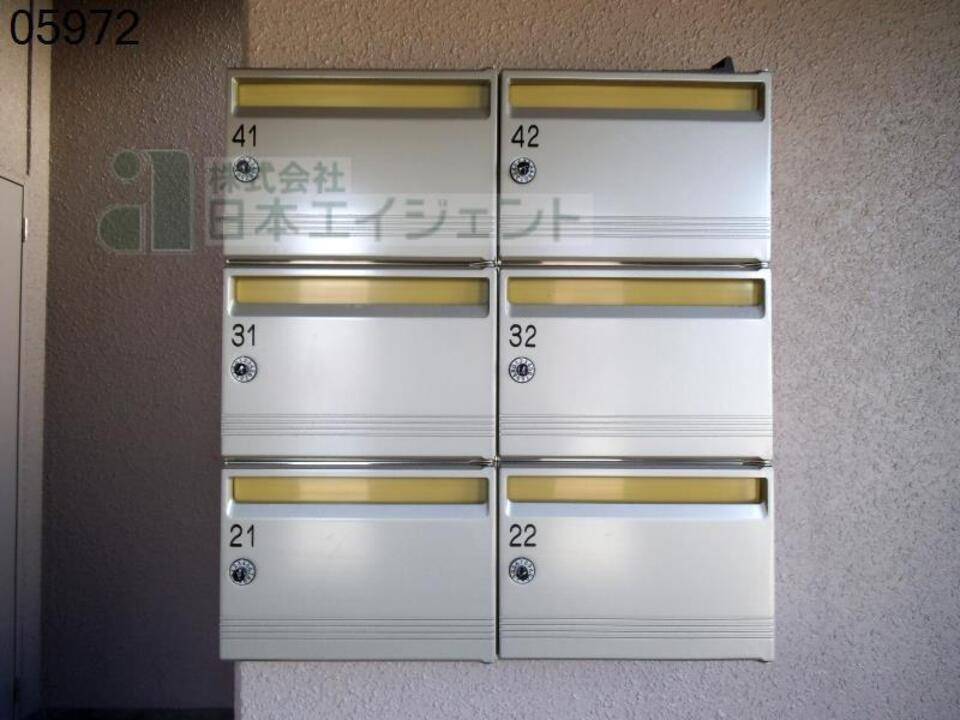 エントランス　メールBOX