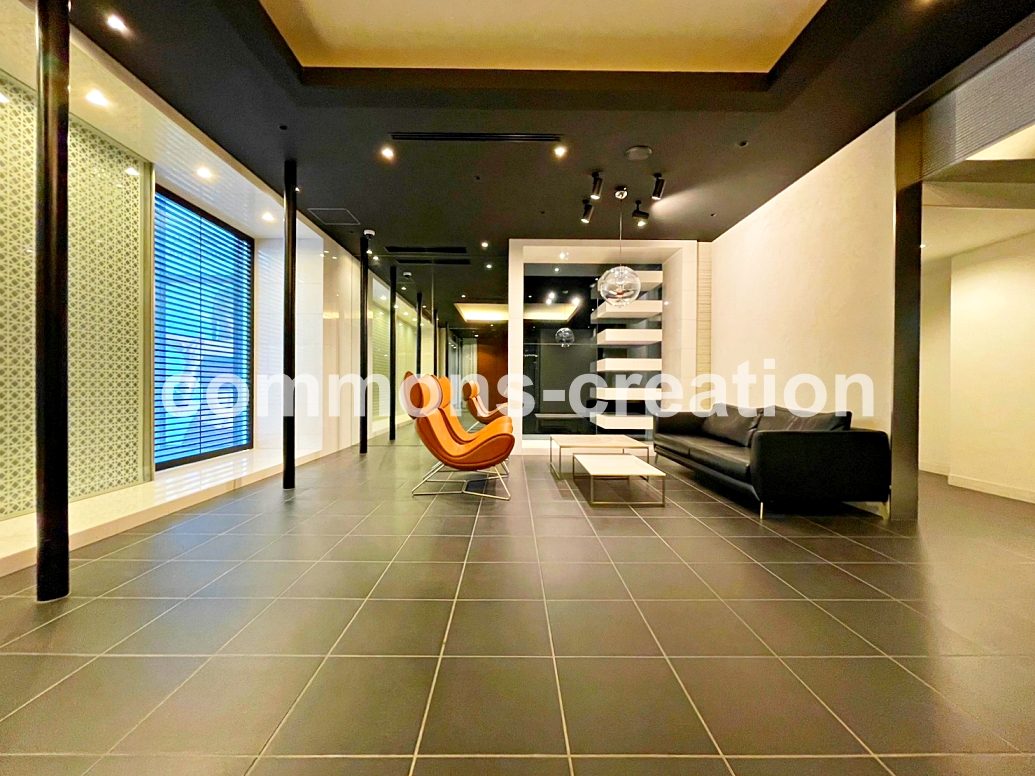 スーパー　ピーコックストア恵比寿南店（スーパー）まで160m