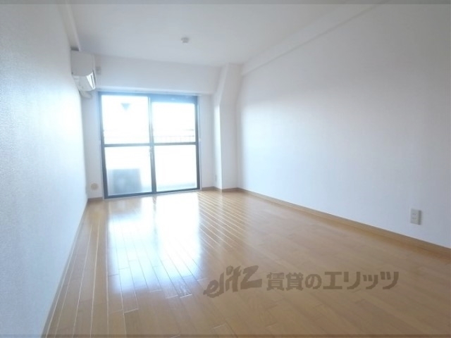 居室・リビング　居室