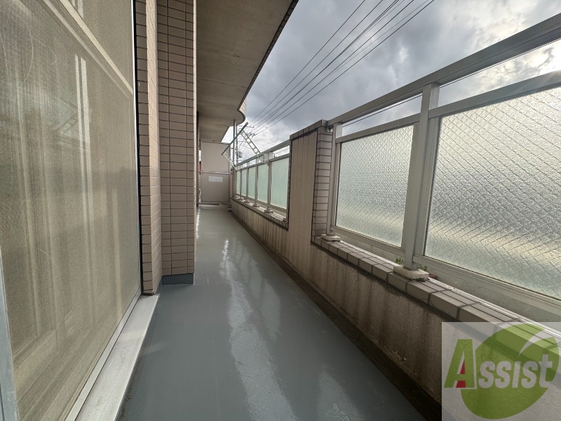 バルコニー　バルコニーが付いていますので一息ついてみてはいかがですか。