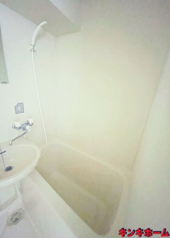 バス・シャワールーム　写真は別のお部屋のものでございます