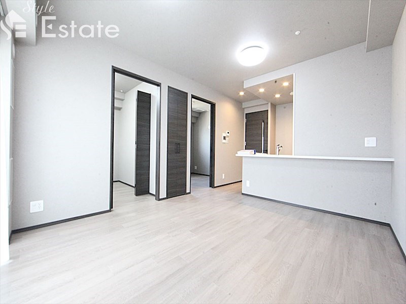 居室・リビング　内装