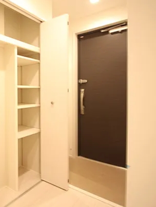 玄関　☆広々とした玄関☆