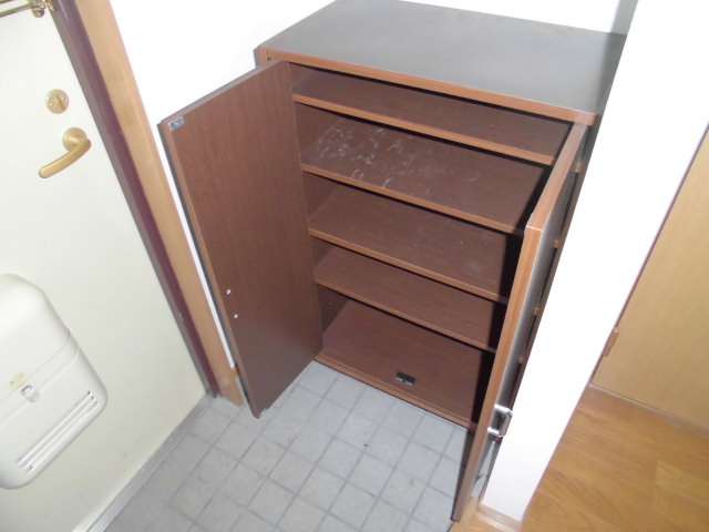 収納　シューズボックス