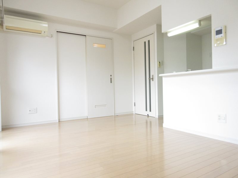 居室・リビング　★清潔感の漂うリビング★