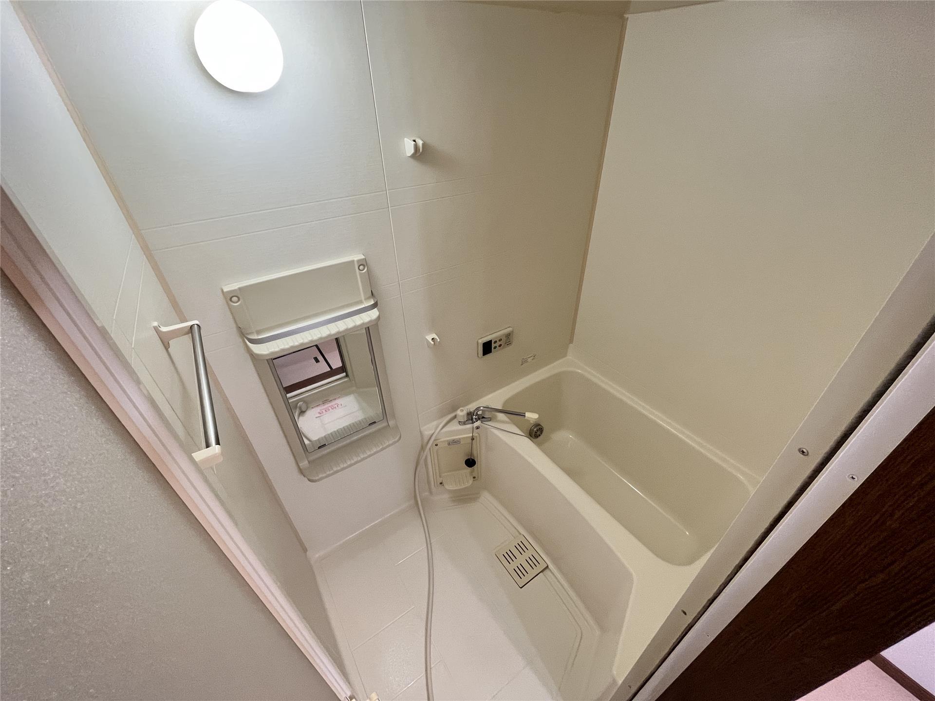 バス・シャワールーム　浴室