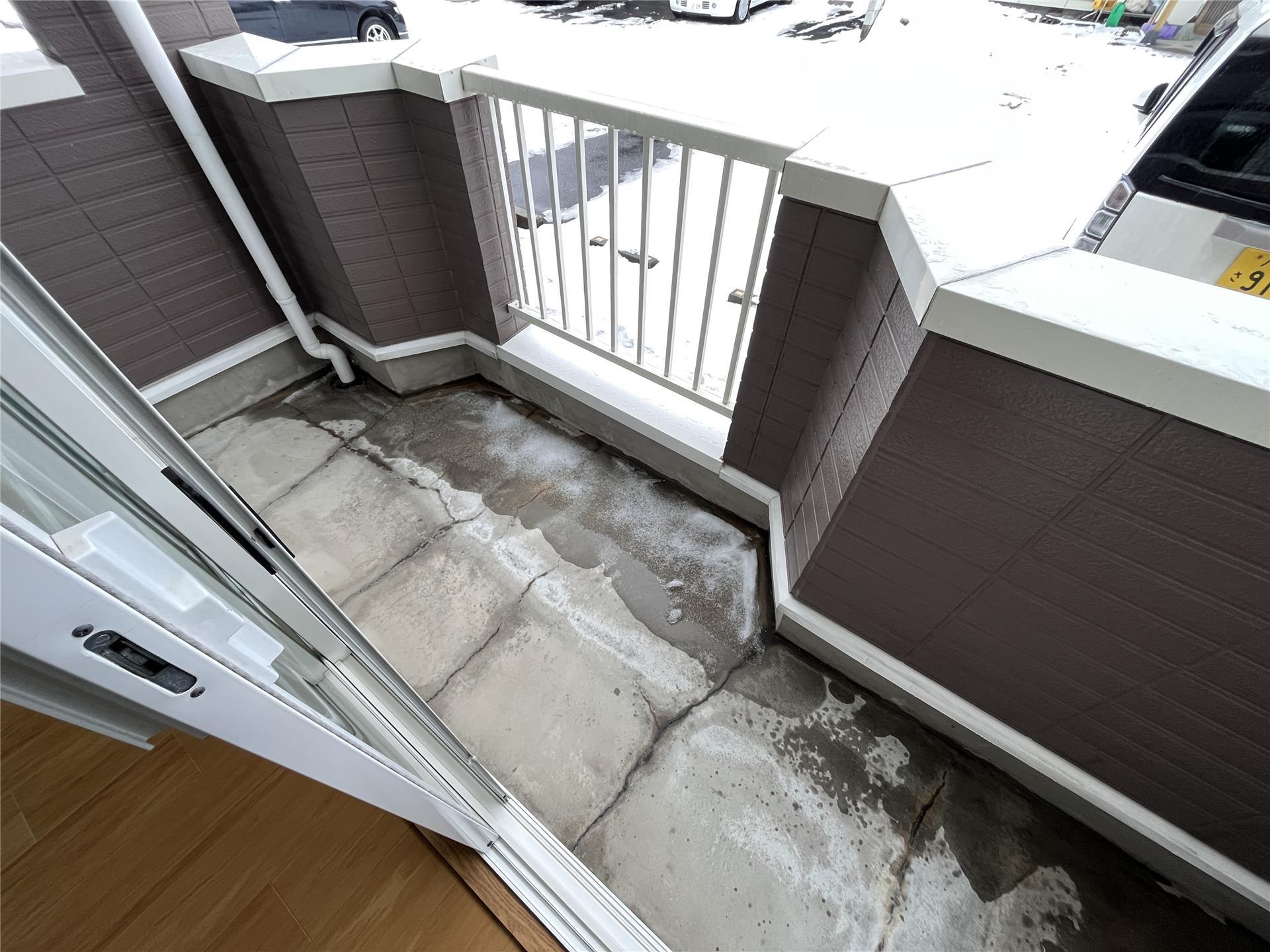 バルコニー　バルコニー