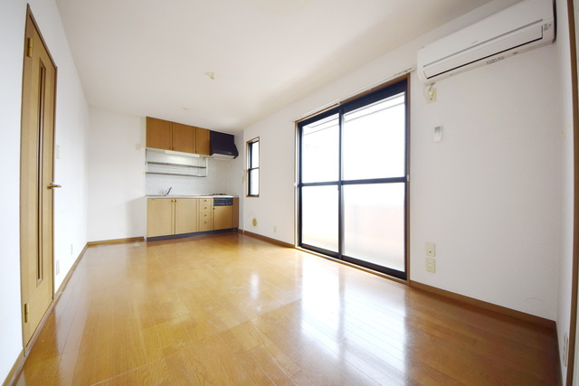 居室・リビング　～家族団欒はこちらです～