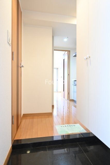 玄関　《見学予約受付中》設備充実分譲賃貸マンション！